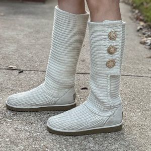 Y2K VTG cream white yarn knitted crochet tall knee high Uggs boots cotta…